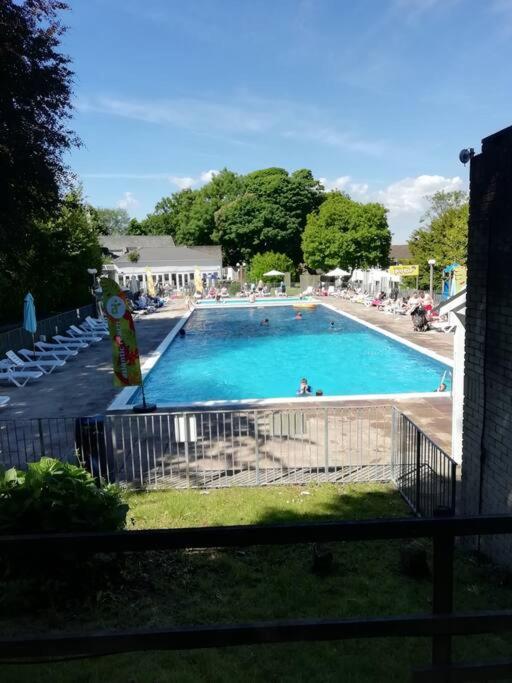 2 Bed Villa With Full Use Of Site Facilities New Quay Extérieur photo