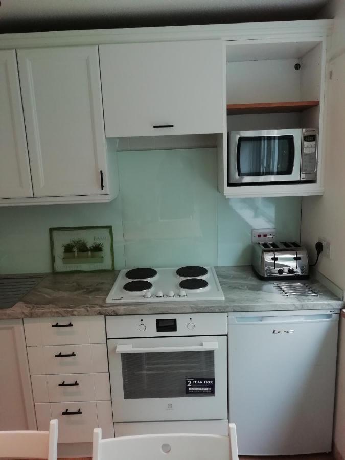2 Bed Villa With Full Use Of Site Facilities New Quay Extérieur photo