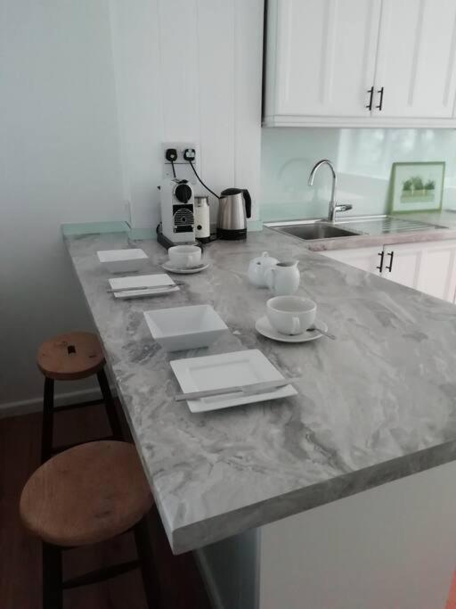 2 Bed Villa With Full Use Of Site Facilities New Quay Extérieur photo