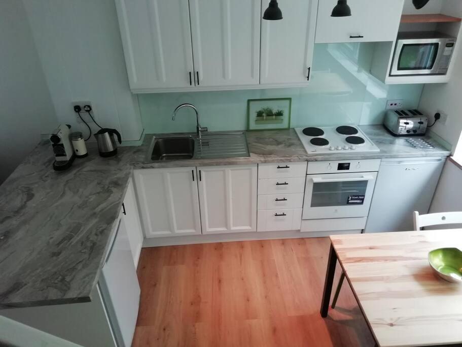 2 Bed Villa With Full Use Of Site Facilities New Quay Extérieur photo
